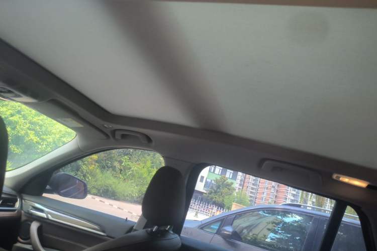Used BMW X1 2020 xDrive25Li Luxury Edition Headliner