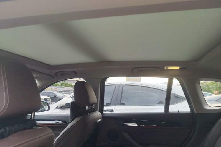 Used BMW X1 2020 sDrive25Li Leading Model Headliner