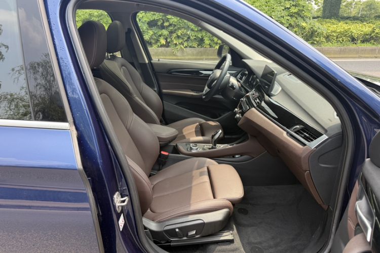 Used BMW X1 2020 sDrive25Li Leading Model Interior 1