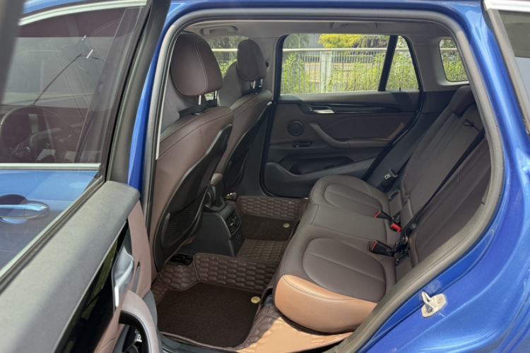 Used BMW X1 2020 sDrive20Li Premium Edition Interior 2
