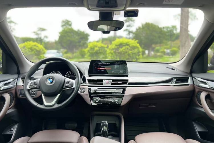 Used BMW X1 2020 sDrive25Li Leading Model Interior 2