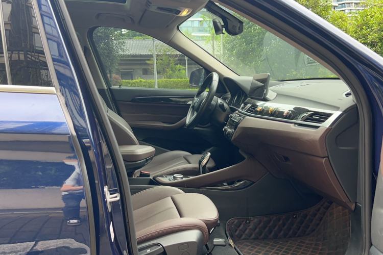 Used BMW X1 2020 sDrive20Li Premium Edition Interior 2
