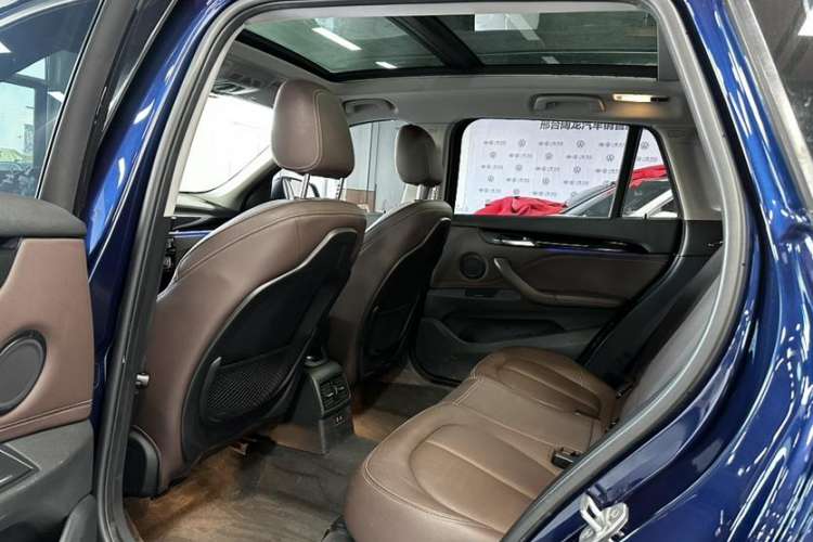 Used BMW X1 2020 sDrive25Li Leading Model Interior 3
