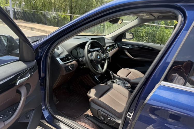Used BMW X1 2020 sDrive20Li Premium Edition Interior 3