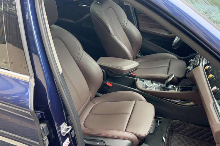 Used BMW X1 2020 sDrive20Li Premium Edition Interior 3