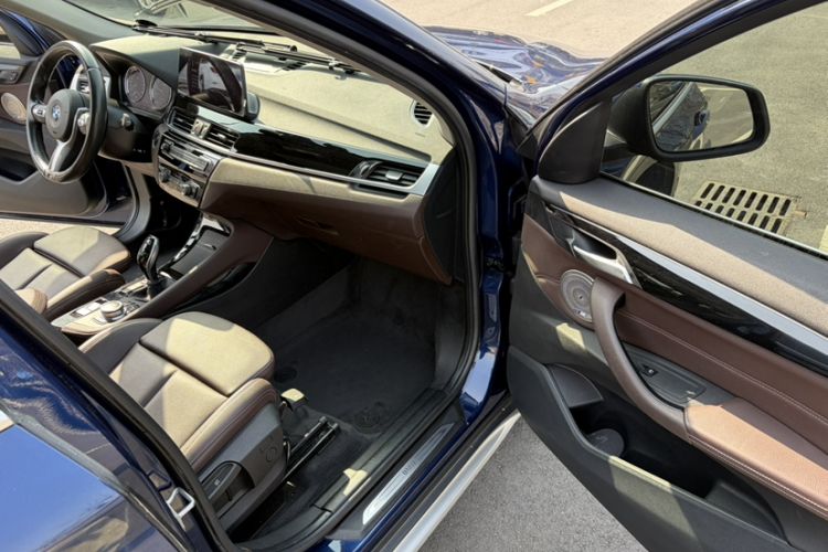 Used BMW X1 2020 sDrive20Li Premium Edition Interior 3