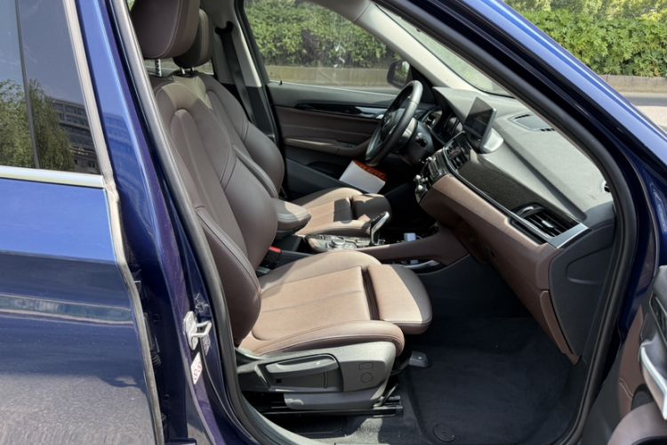 Used BMW X1 2020 sDrive20Li Premium Edition Interior 5