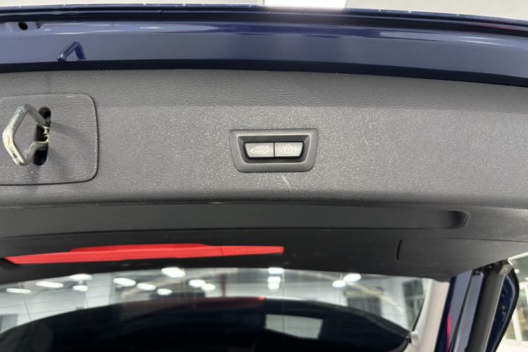 Used BMW X1 2020 sDrive25Li Leading Model Interior 5