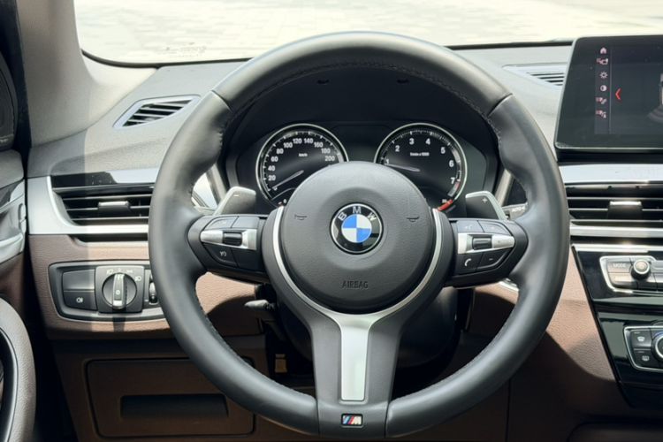 Used BMW X1 2020 sDrive25Li Leading Model Interior 6