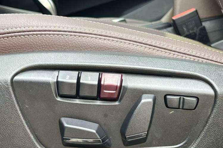 Used BMW X1 2020 sDrive25Li Leading Model Interior 7