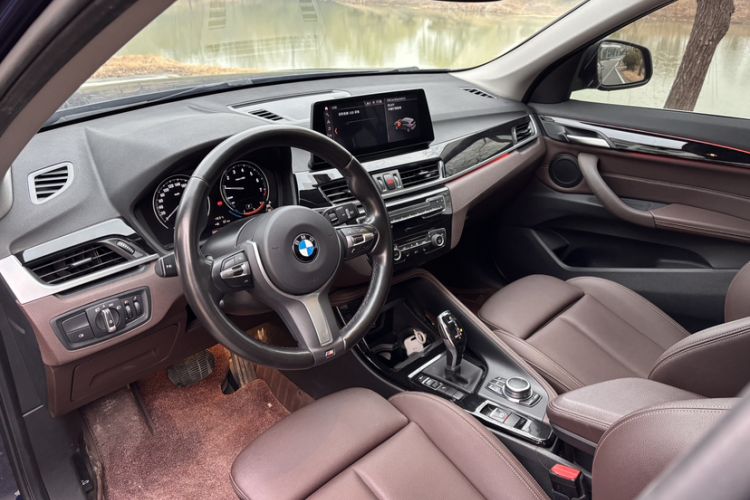 Used BMW X1 2020 sDrive20Li Premium Edition Interior 8