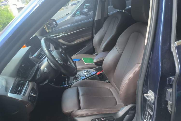 Used BMW X1 2020 xDrive25Li Luxury Edition Left Front Seat