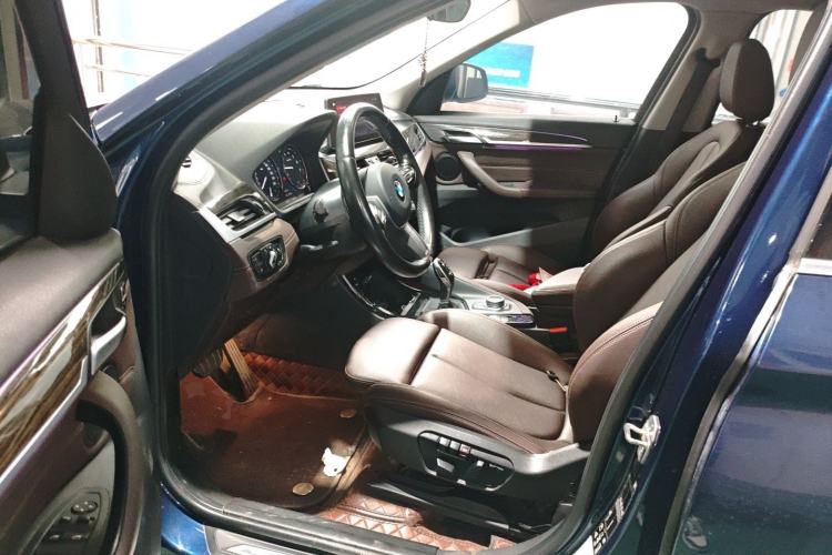 Used BMW X1 2020 xDrive25Li Luxury Edition Left Front Seat