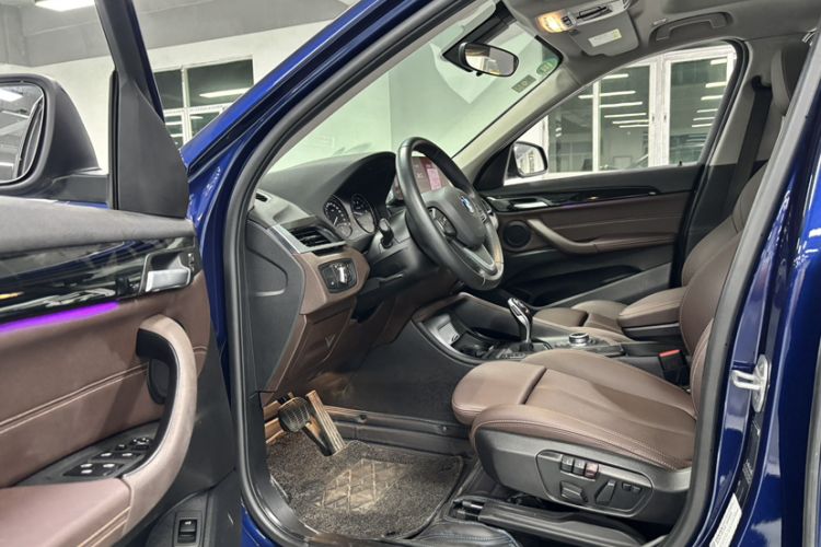 Used BMW X1 2020 sDrive25Li Leading Model Left Front Seat