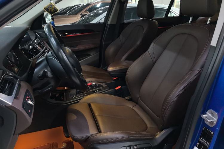 Used BMW X1 2020 sDrive20Li Fashion Model Left Front Seat
