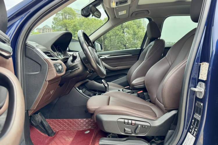 Used BMW X1 2020 xDrive25Li Luxury Edition Left Front Seat
