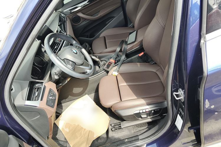 Used BMW X1 2020 sDrive20Li Fashion Model Left Front Seat