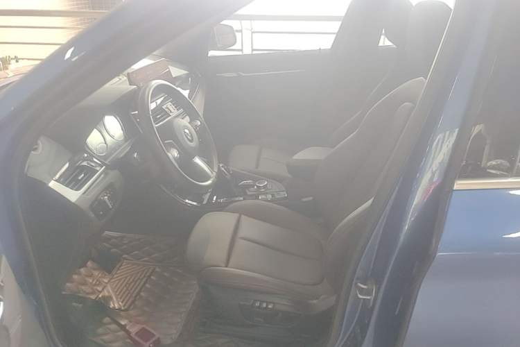 Used BMW X1 2020 xDrive25Li Luxury Edition Left Front Seat