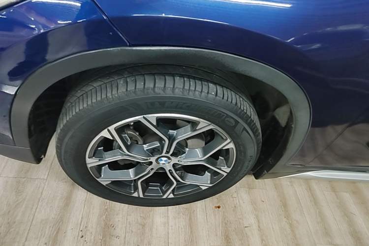 Used BMW X1 2020 sDrive20Li Premium Edition Left Front Wheel Hub