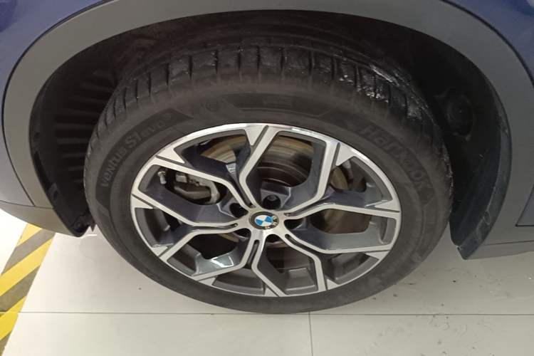 Used BMW X1 2020 sDrive25Li Leading Model Left Front Wheel Hub