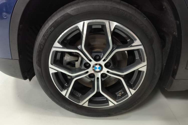Used BMW X1 2020 sDrive25Li Leading Model Left Front Wheel Hub