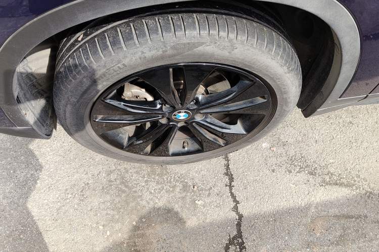 Used BMW X1 2020 sDrive20Li Fashion Model Left Front Wheel Hub
