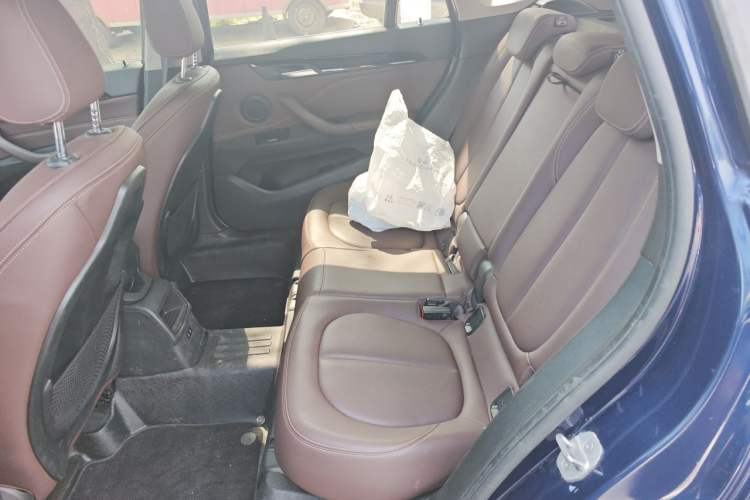 Used BMW X1 2020 sDrive20Li Fashion Model Left Rear Seat