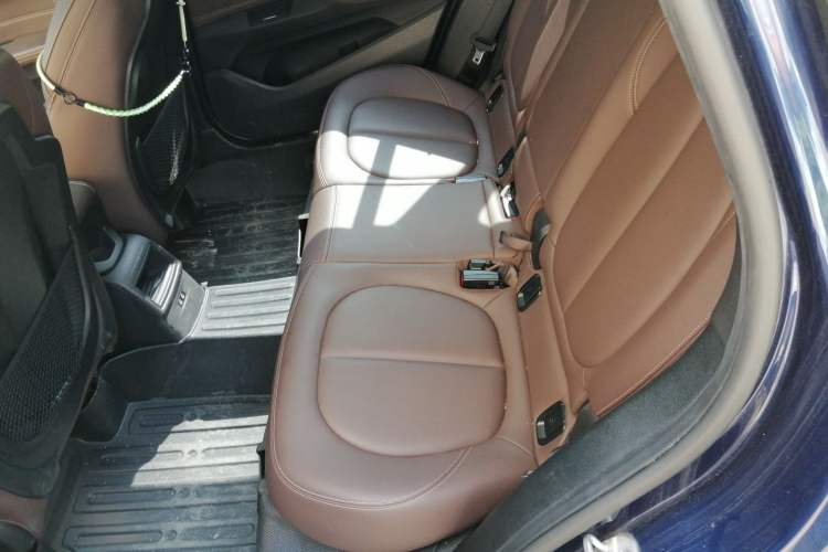 Used BMW X1 2020 sDrive20Li Fashion Model Left Rear Seat