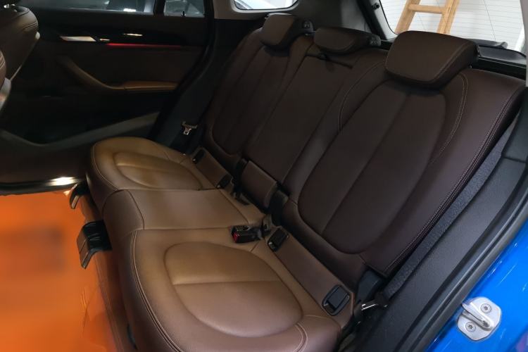 Used BMW X1 2020 sDrive20Li Fashion Model Left Rear Seat