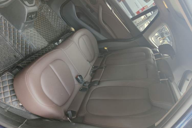 Used BMW X1 2020 xDrive25Li Luxury Edition Left Rear Seat