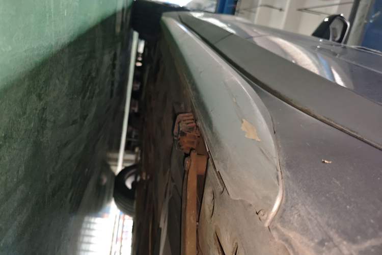 Used BMW X1 2020 xDrive25Li Luxury Edition Left Side Sill