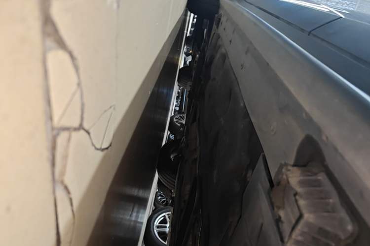 Used BMW X1 2020 sDrive25Li Leading Model Left Side Sill