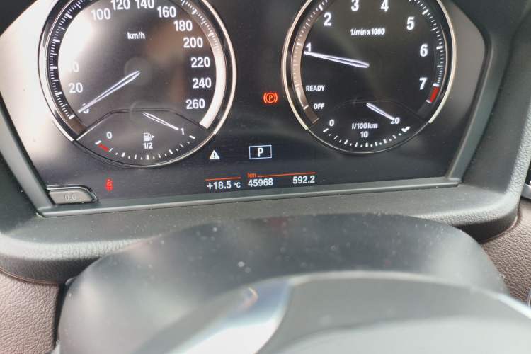 Used BMW X1 2020 sDrive20Li Fashion Model Odometer Close Up