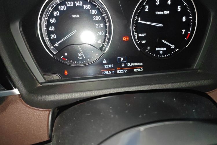 Used BMW X1 2020 sDrive20Li Fashion Model Odometer Close Up