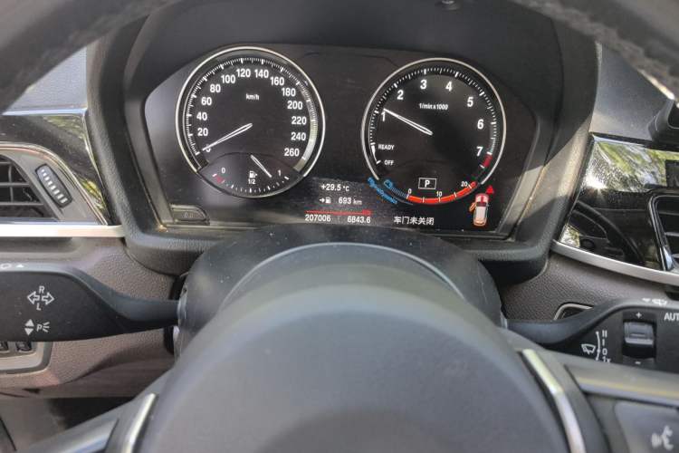 Used BMW X1 2020 sDrive20Li Premium Edition Odometer Close Up