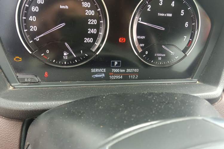 Used BMW X1 2020 sDrive20Li Fashion Model Odometer Close Up