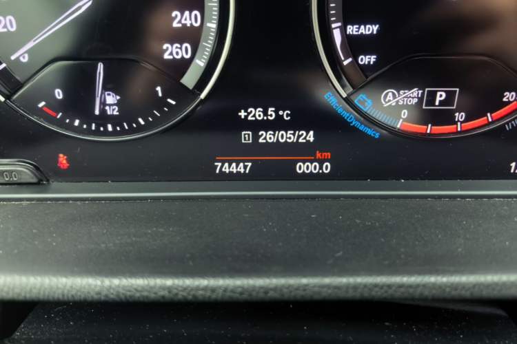Used BMW X1 2020 sDrive20Li Premium Edition Odometer Close Up