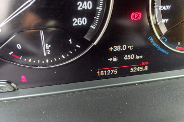 Used BMW X1 2020 sDrive25Li Leading Model Odometer Close Up