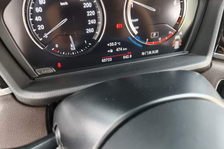 Used BMW X1 2020 sDrive20Li Premium Edition Odometer Close Up