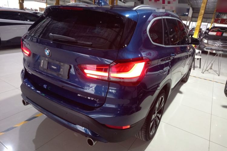 Used BMW X1 2020 sDrive20Li Fashion Model Rear Right 45 Deg