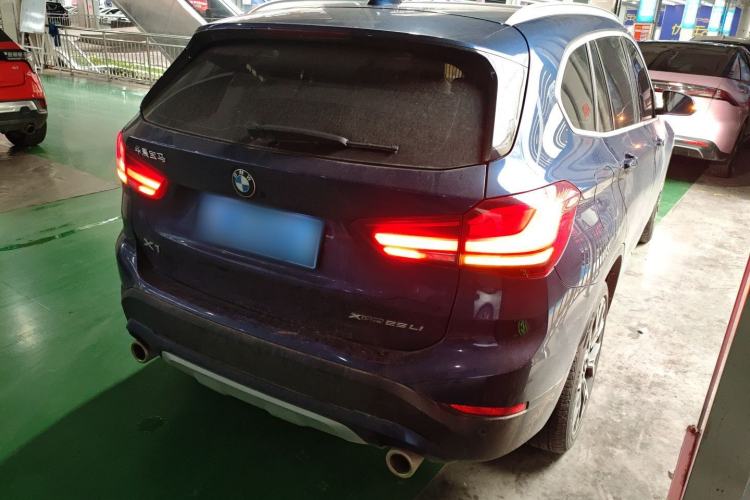 Used BMW X1 2020 xDrive25Li Luxury Edition Rear Right 45 Deg