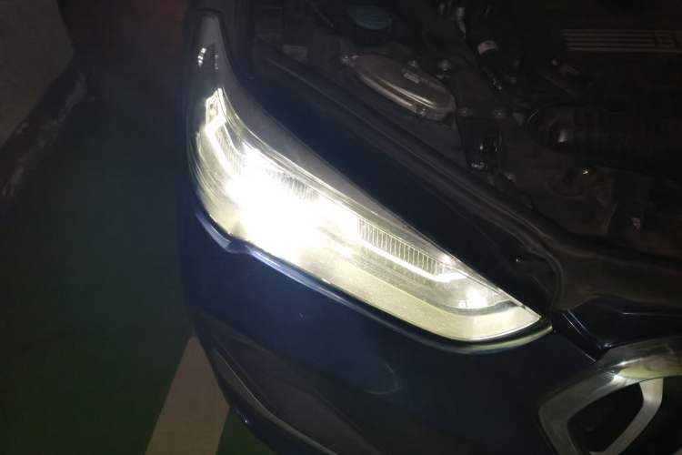 Used BMW X1 2020 xDrive25Li Luxury Edition Right Front Headlight