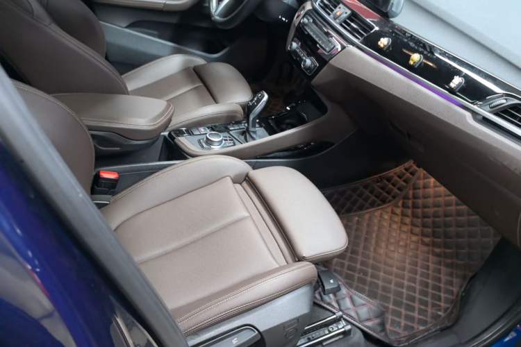Used BMW X1 2020 sDrive20Li Premium Edition Right Front Seat