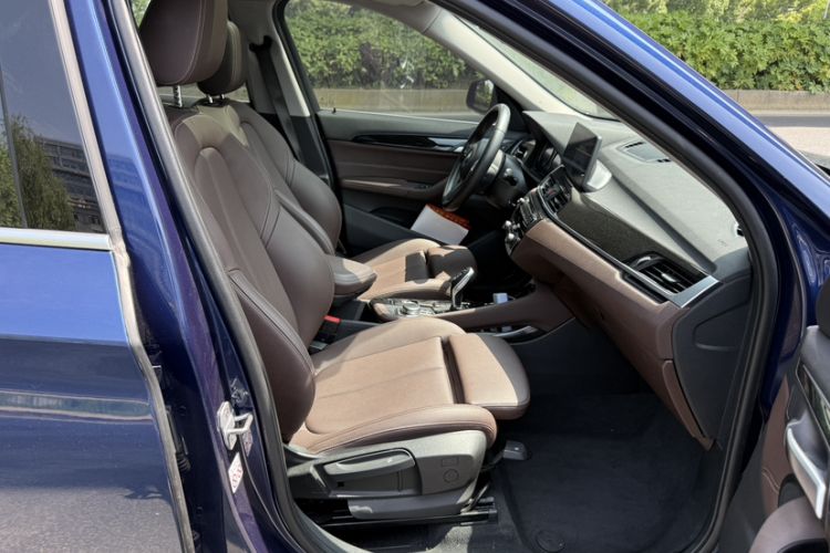 Used BMW X1 2020 sDrive20Li Premium Edition Right Front Seat