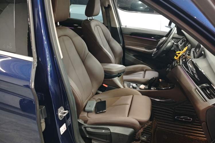 Used BMW X1 2020 sDrive20Li Fashion Model Right Front Seat