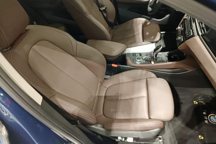 Used BMW X1 2020 sDrive25Li Leading Model Right Front Seat