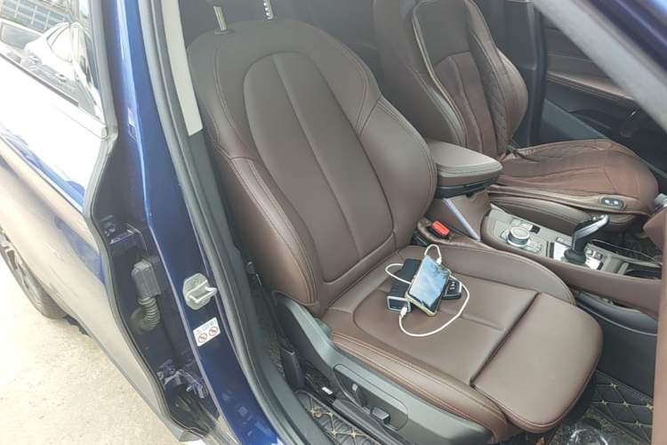 Used BMW X1 2020 sDrive25Li Leading Model Right Front Seat