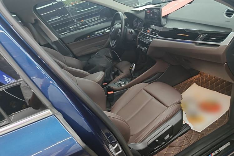 Used BMW X1 2020 sDrive25Li Leading Model Right Front Seat