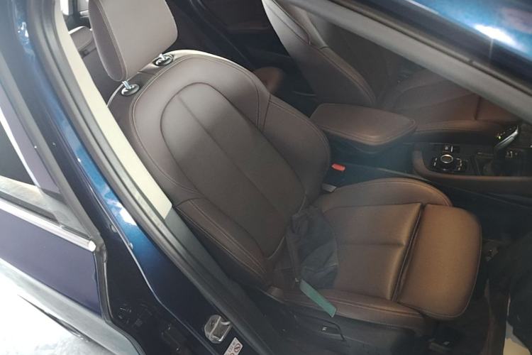Used BMW X1 2020 sDrive20Li Fashion Model Right Front Seat