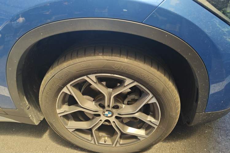 Used BMW X1 2020 sDrive20Li Premium Edition Right Front Wheel Hub